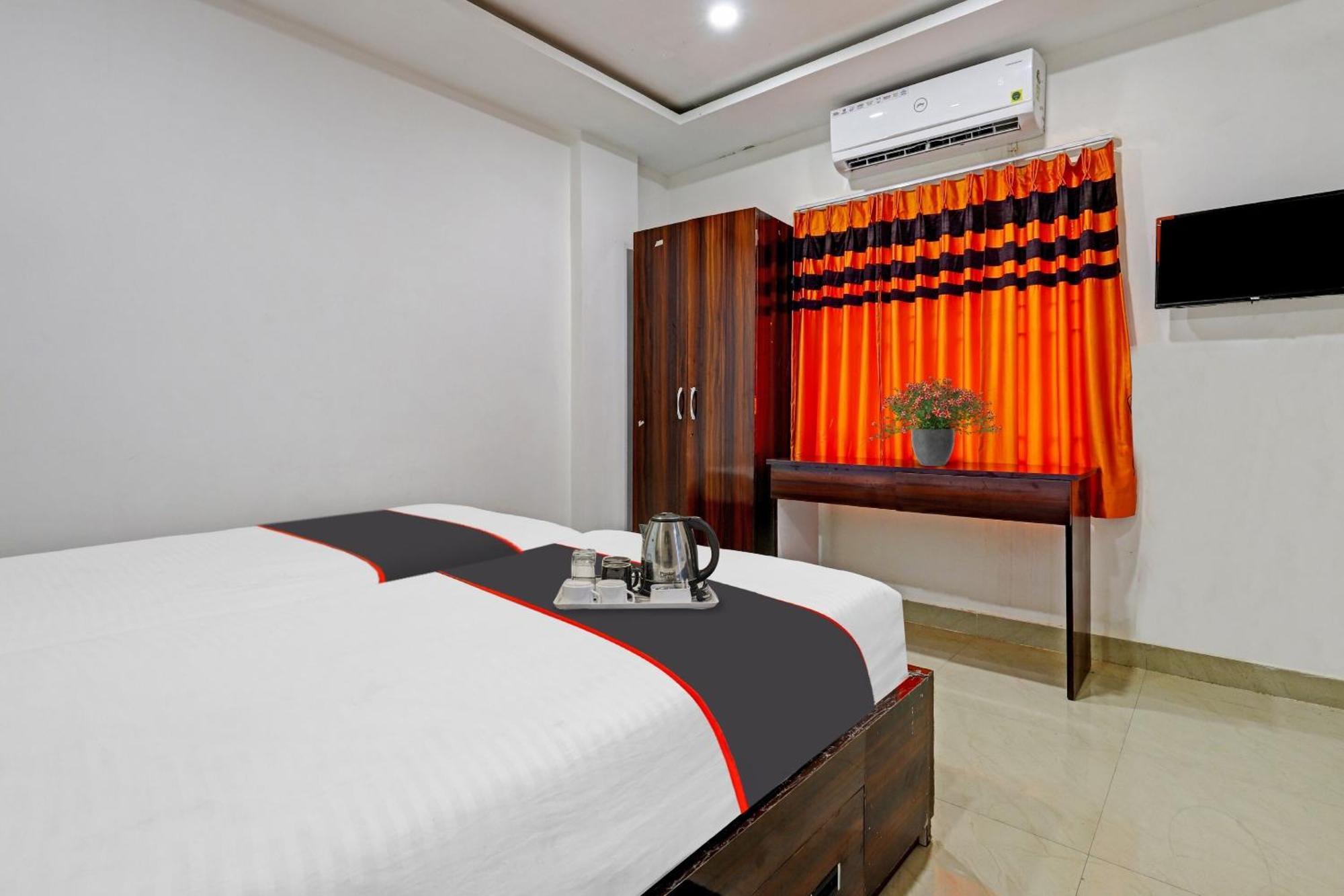 Hotel O Lakhi Guest House Гувахати Экстерьер фото